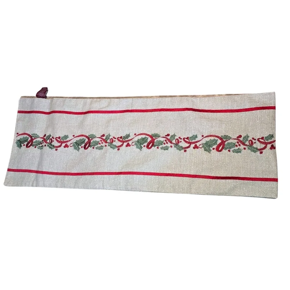 Holly Berries‎ Embroidered Sequined Holiday Table Runner Decor 14
